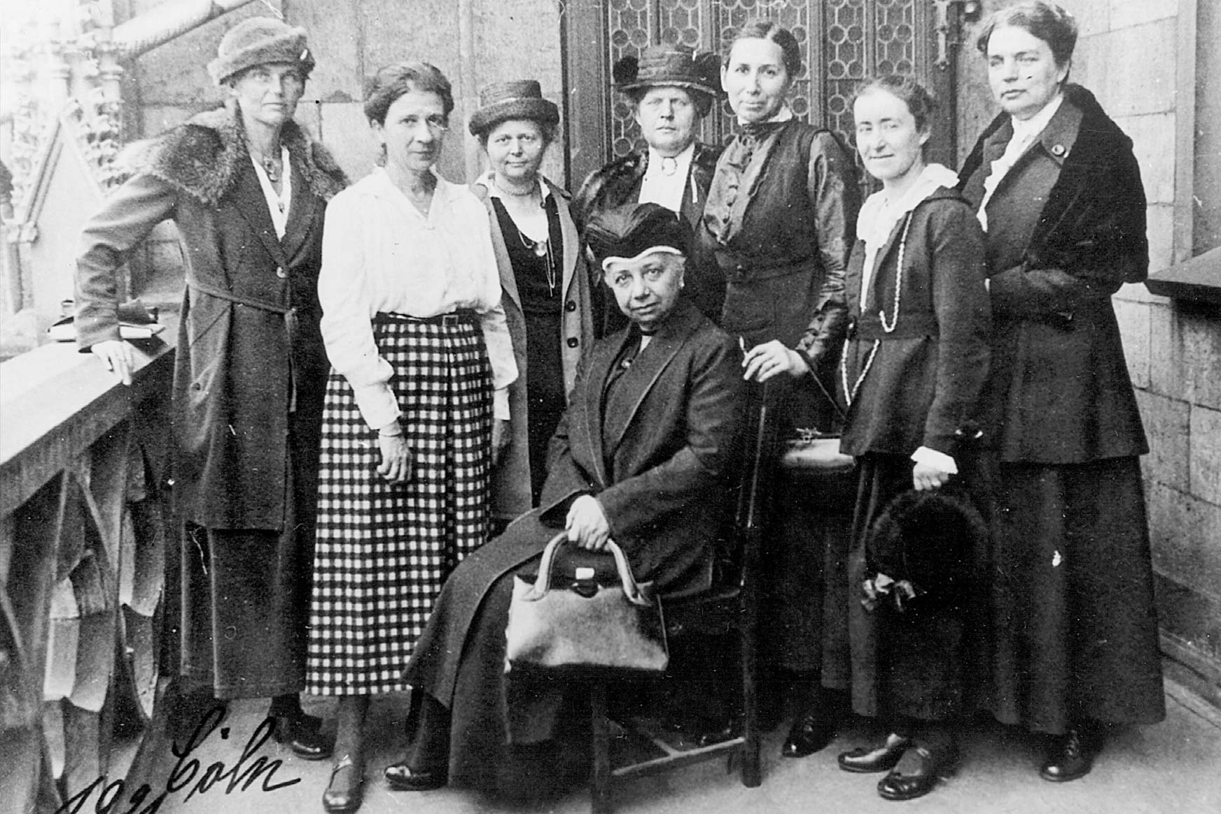 Vorstandsmitglieder des Bundes Deutscher Frauenvereine (BDF) 1921