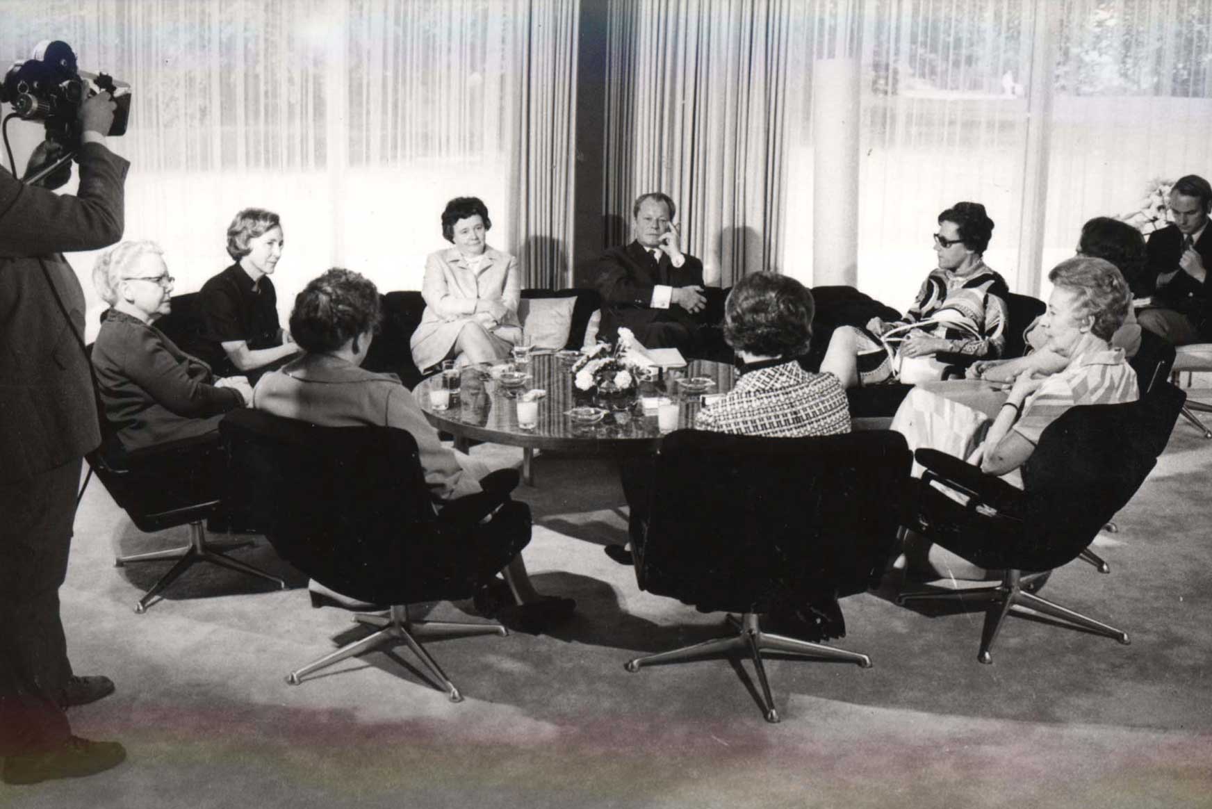 Der DF-Vorstand zu Besuch bei Bundeskanzler  Willy Brandt (undatiert zw. 1971 und 1973)