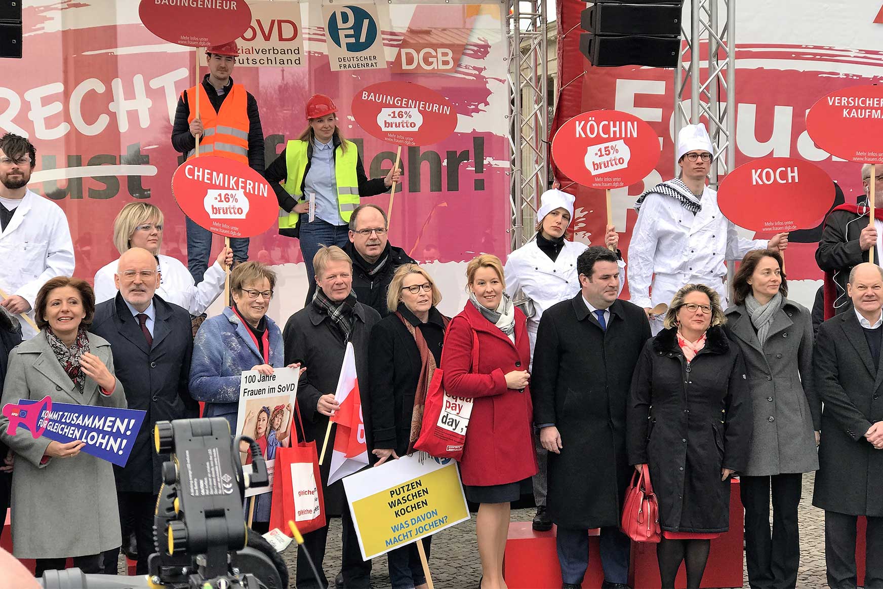 Equal Pay Day am Brandenburger Tor 2019